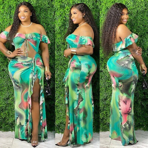 Dresses & Skirts - Hawaii Vacay Maxi Dress